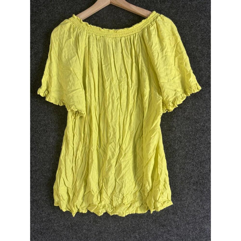 Terra & Sky Button Up Top Women 1X Plus Yellow Short Sleeve Round Neck Rayon